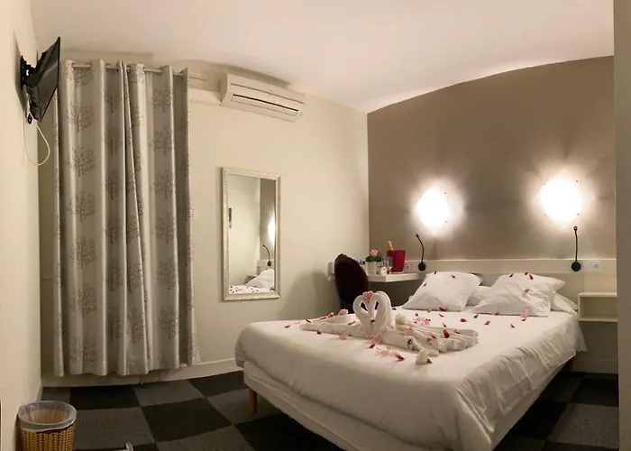 فندق Le Relais De Gascogne 3*