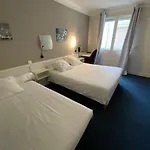 Le Relais De Gascogne 호텔 3*
