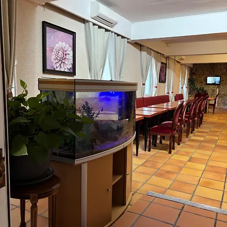 酒店 日拉斯盖斯克尼酒店