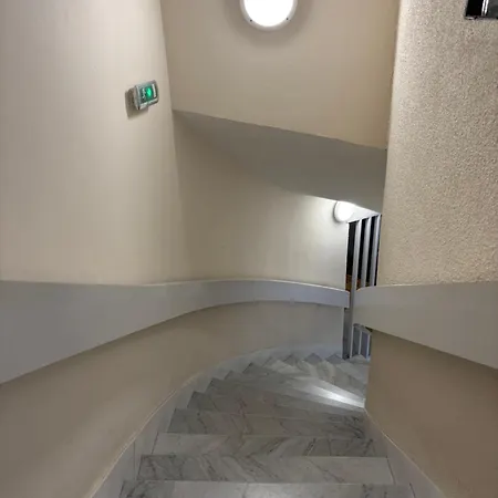 日拉斯盖斯克尼酒店 酒店 欧什