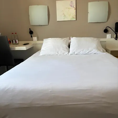 日拉斯盖斯克尼酒店 3* 欧什